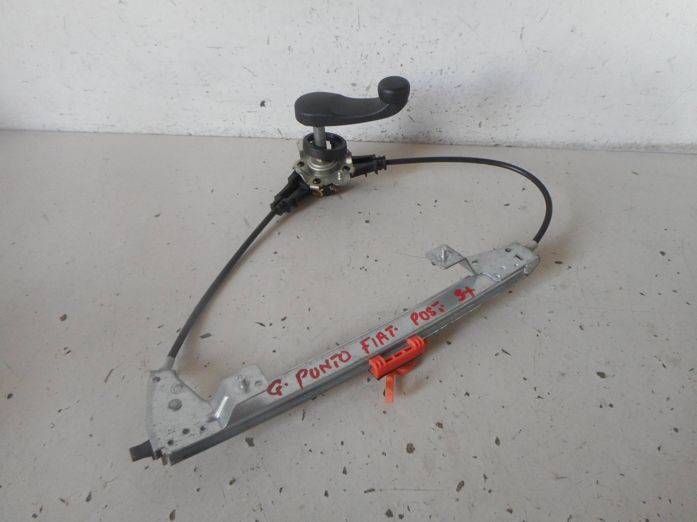 Alzacristallo porta post. sx.